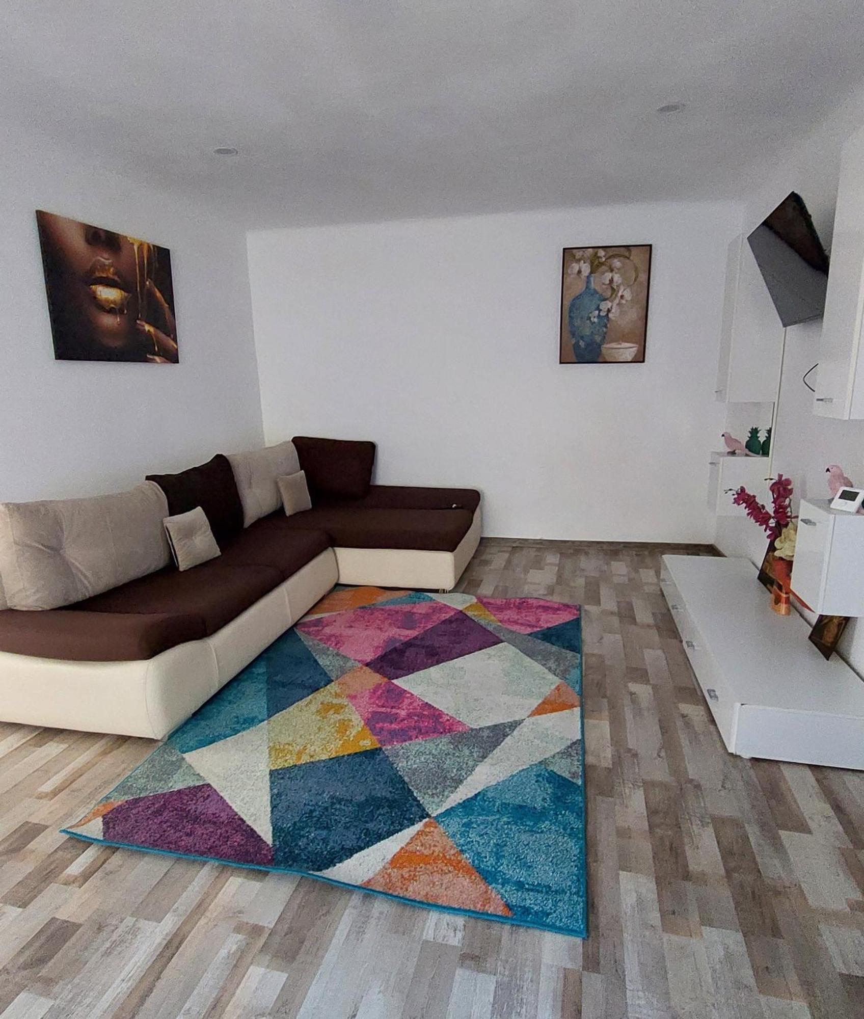 Apartament Diaconu Coresi Apartment Brasov Exterior photo
